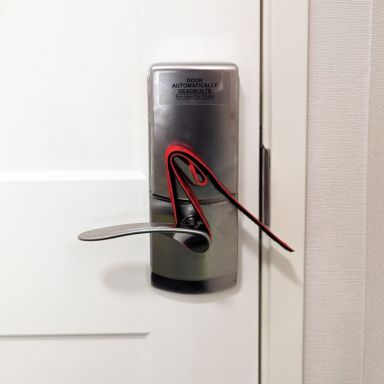 ストラップ RT-119743 RTT Deadbolt Safety Strap — CLK Supplies
